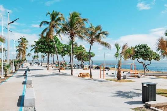 Malec&oacute;n promenade, Santo Domingo